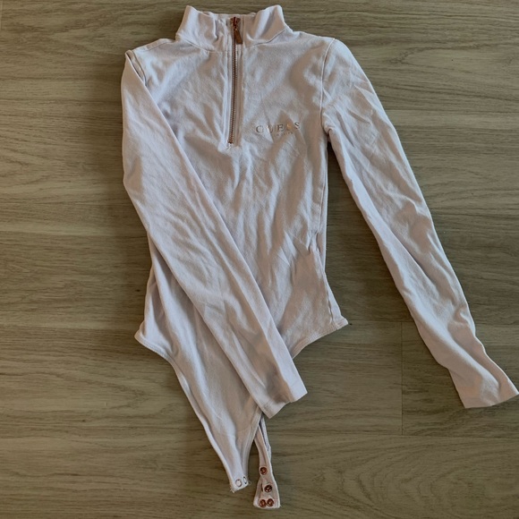Guess long sleeve bodysuit - Picture 1 of 2